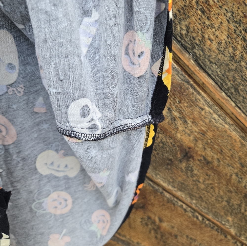 Disney Parks Mickey & Friends Halloween Ghosts V-neck Tshirt - Picture 7 of 7